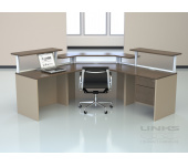 Reception Desk (Links)